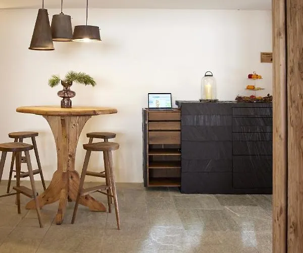 Berghuus Radons * Savognin